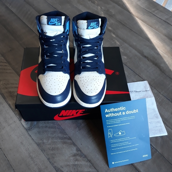 Nike Air Jordan 1 High Obsidian Sz 8.5 - Picture 2 of 5